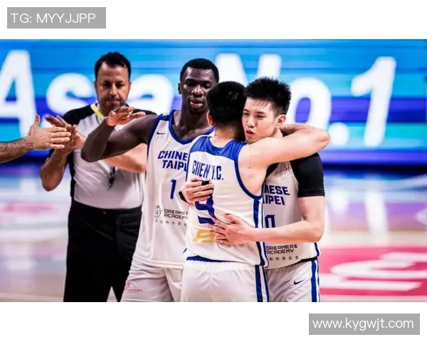 中国篮球与美国男篮队内赛精彩对决展现篮球魅力与竞技精神的巅峰较量