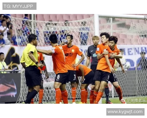 武汉卓尔与重庆斯威2020年精彩对决直播回顾与赛况分析